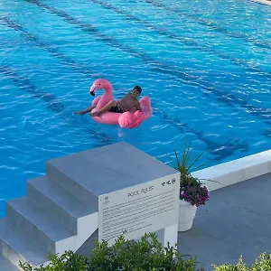 تحقق من التوفر